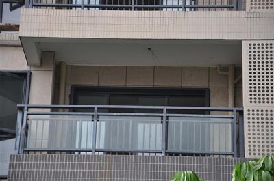 產(chǎn)品具有外觀精美,色澤鮮艷,自潔環(huán)保供應(yīng)商:福州金盛建裝門業(yè)